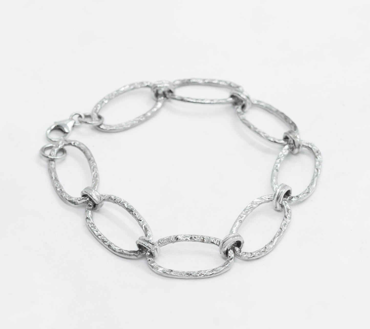 FLOW CHAIN BRACELET