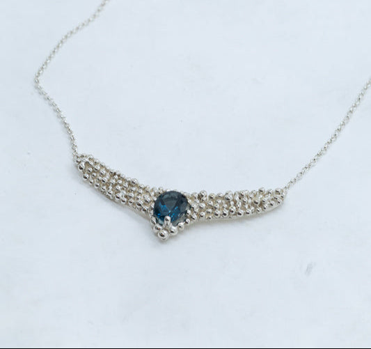BUBBLE WINGS NECKLACE