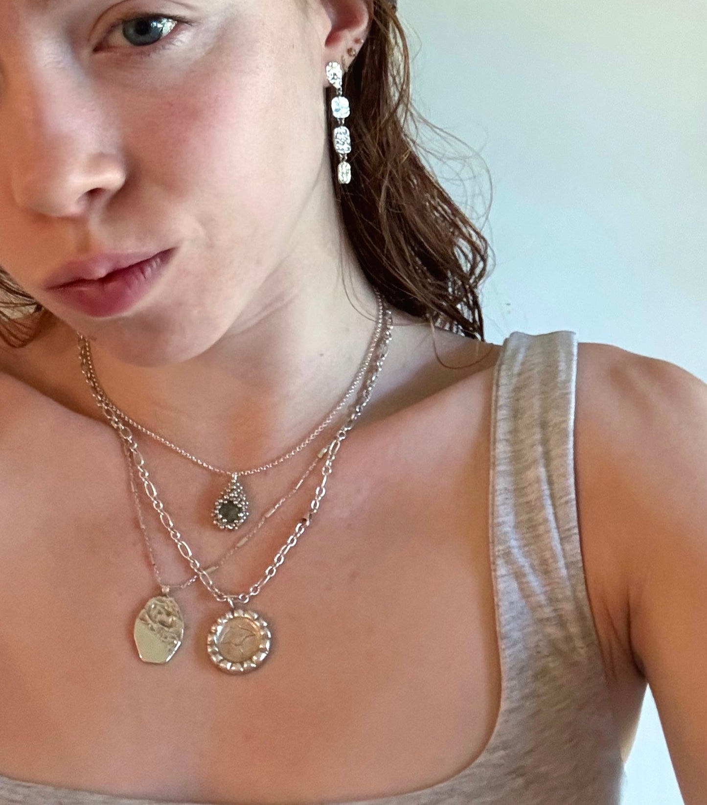 MANTA NECKLACE