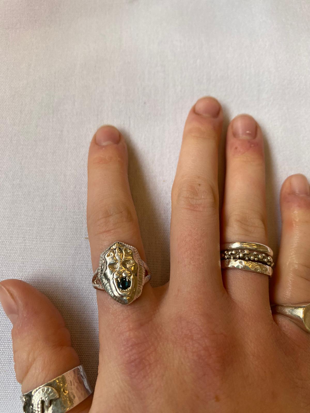 LEON RING