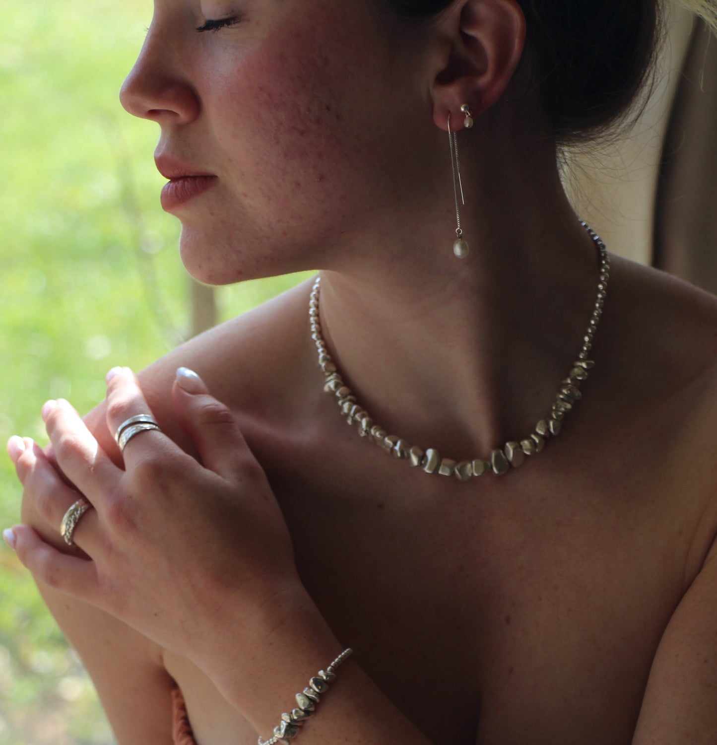 HANG EARRINGS