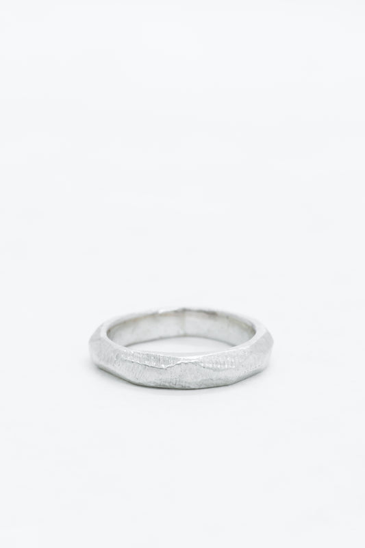 ROUGH GEOMETRIC RING