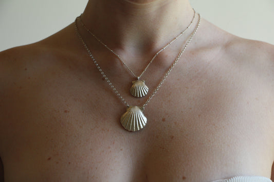 M SHELL NECKLACE
