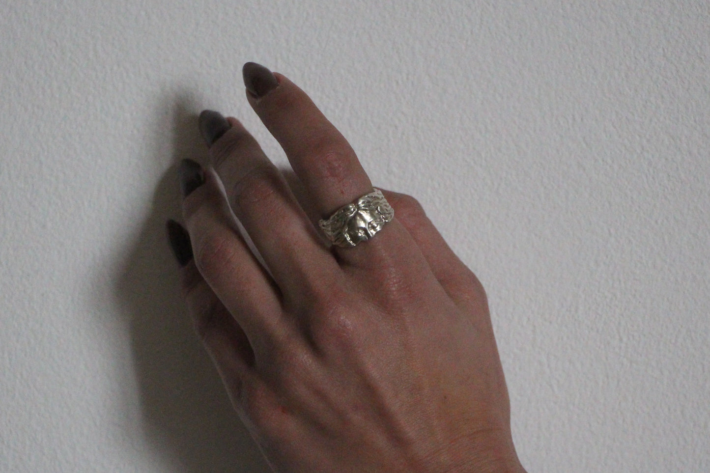BROKEN STATUE FACE RING